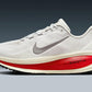Nike Vomero 18 - Red