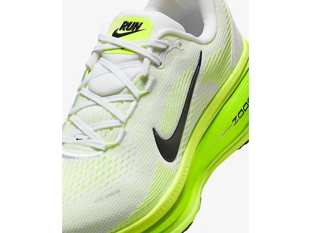 Nike Vomero 18 - Volt